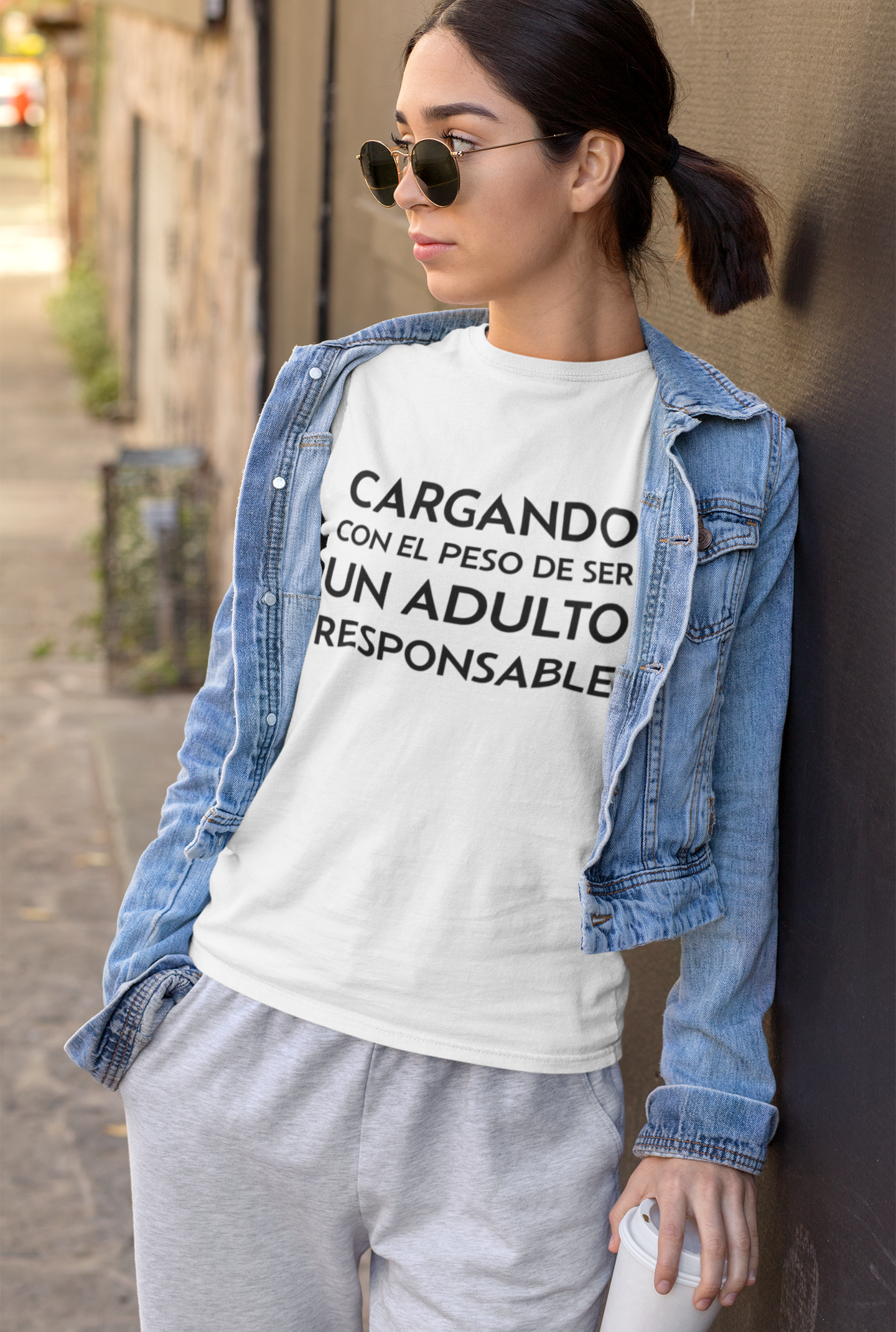 Playera Cargando el Peso de Ser un Adulto Responsable
