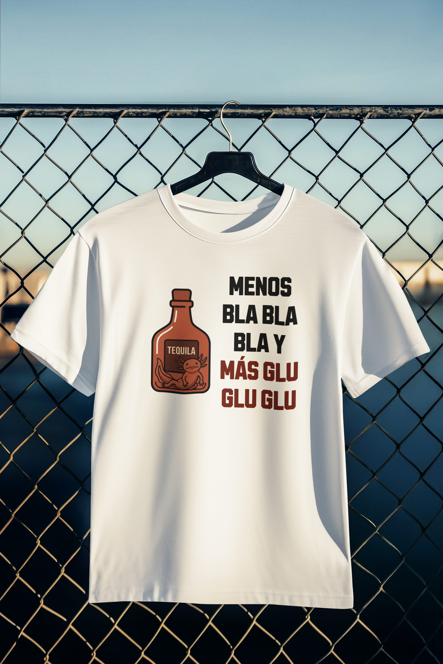 Playera Menos Bla Bla Bla y Más Glu Glu Glu